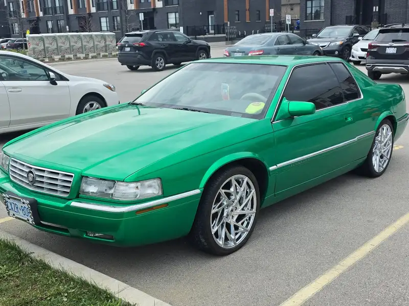 1999 Cadillac Eldorado Cadillac ETC, zelená, 137 551 km, dovoz Kanada — foto 1 z 12 1999 Cadillac Eldorado Cadillac ETC, zelená, 137 551 km, dovoz Kanada — foto 1 z 12