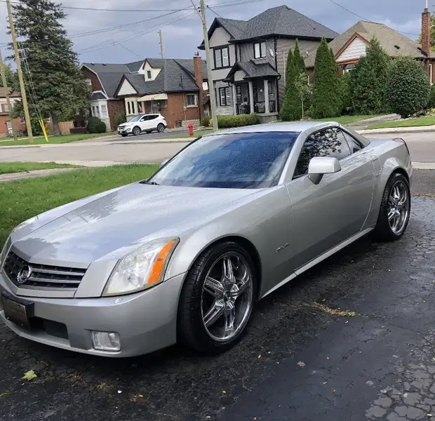 2008 Cadillac XLR 2dr Conv, 49 553 km, dovoz Kanada — foto 1