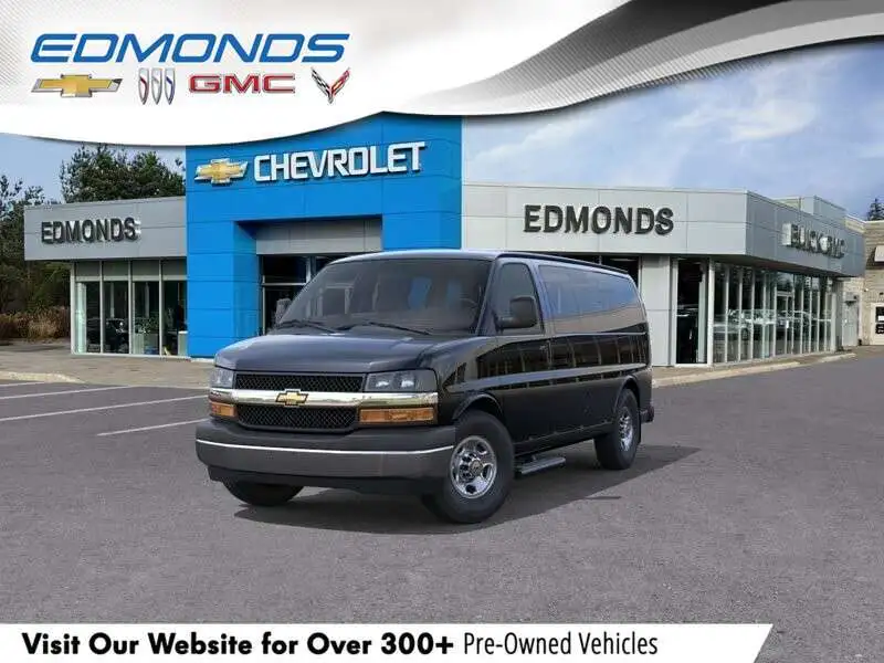 2026 Chevrolet Express Passenger LT, čierna, 29 km, dovoz Kanada — foto 1