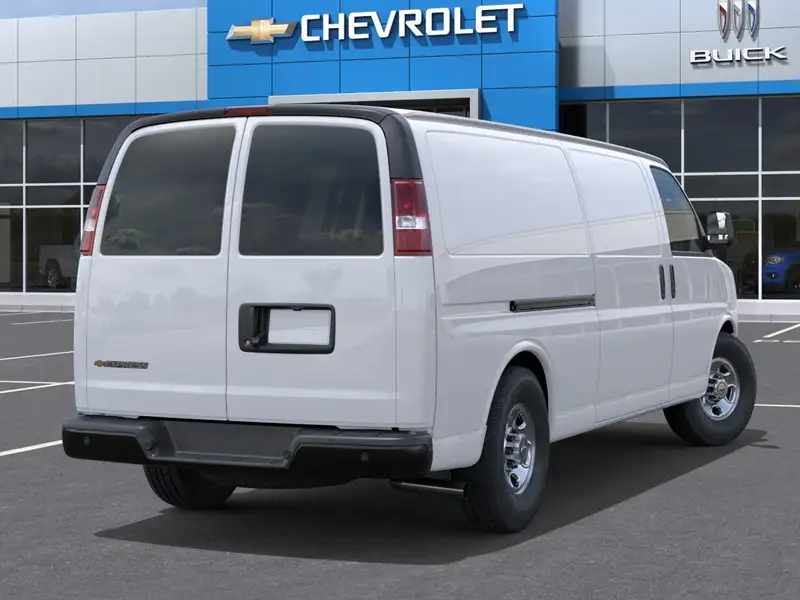 2026 Chevrolet Express 2500 CARGO, biela, 10 km, dovoz Kanada — foto 4 z 12