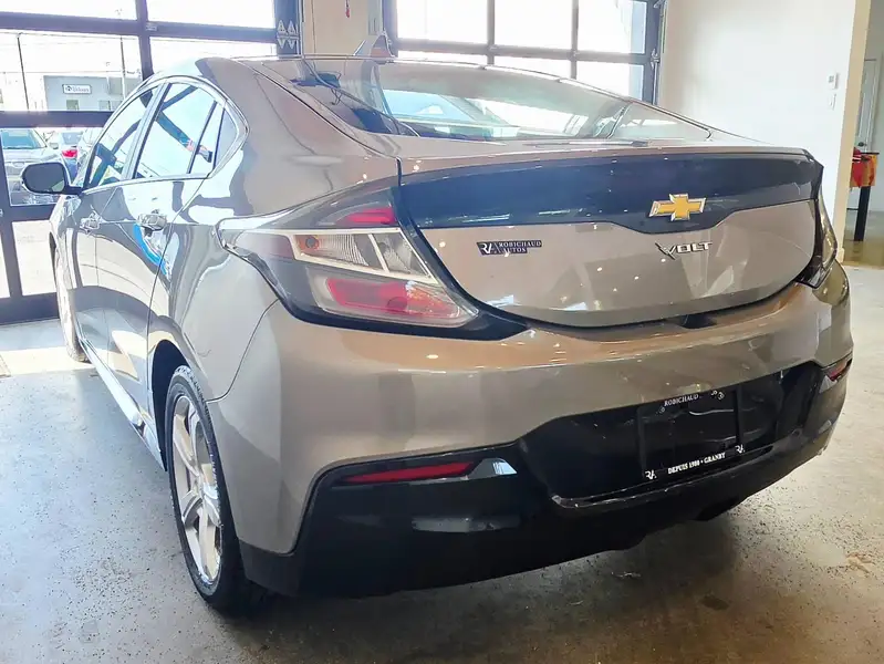 2017 Chevrolet Volt, sivá, 131 583 km, dovoz Kanada — foto 4 z 12