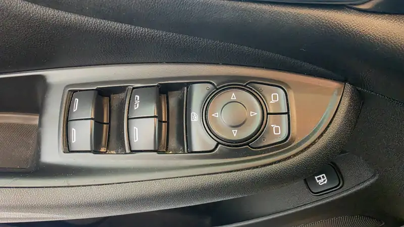 2017 Chevrolet Volt, sivá, 131 583 km, dovoz Kanada — foto 9 z 12