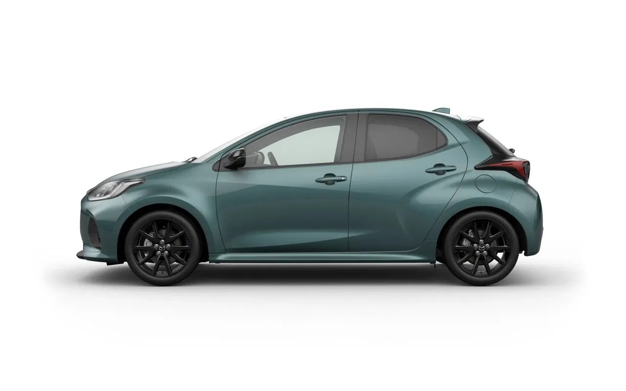 2026 Mazda 2, 10 km, Poľsko — foto 2 z 10