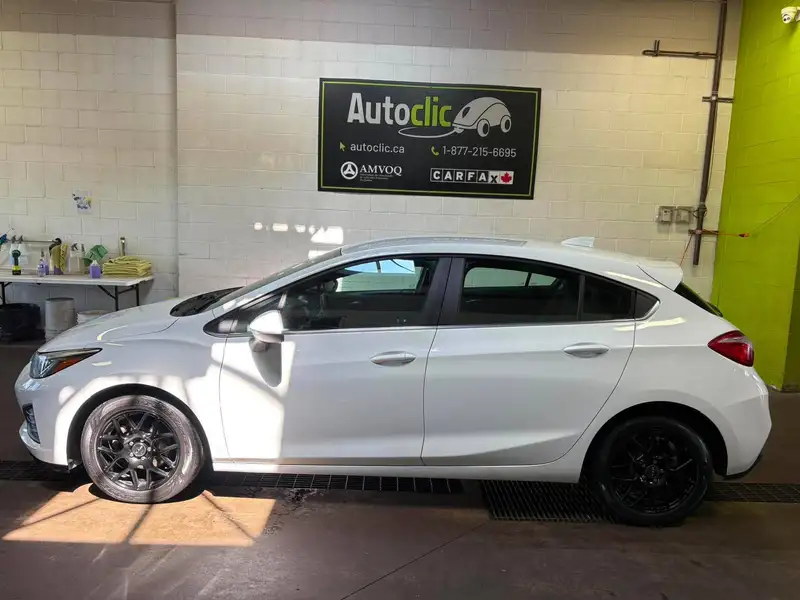 2019 Chevrolet Cruze LT, 70 817 km, dovoz Kanada — foto 4 z 11