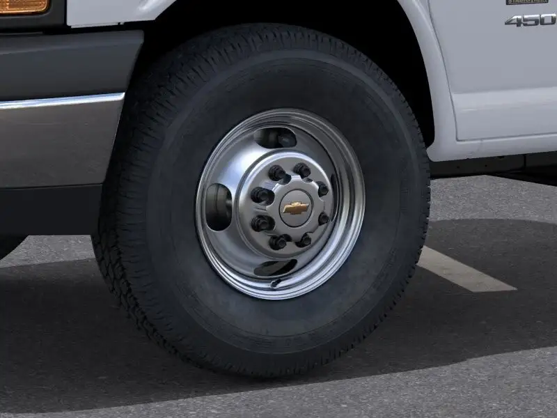 2026 Chevrolet Express Other, biela, 608 km, dovoz Kanada — foto 9 z 12