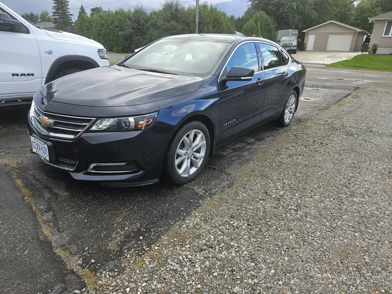 2018 Chevrolet Impala, 59 194 km, dovoz Kanada — foto 1 z 11 2018 Chevrolet Impala, 59 194 km, dovoz Kanada — foto 1 z 11