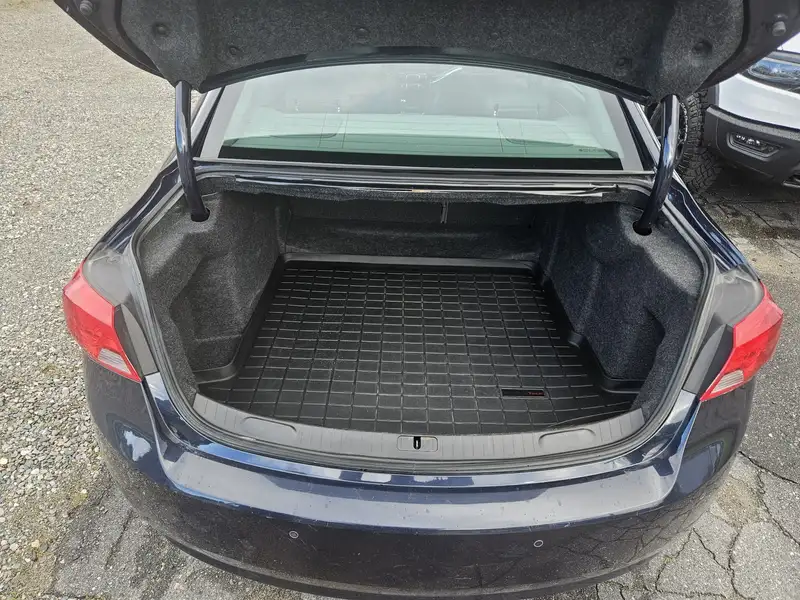 2018 Chevrolet Impala, 59 194 km, dovoz Kanada — foto 7 z 11