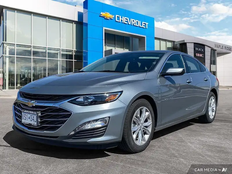 2024 Chevrolet Malibu 1LT, sivá, 16 658 km, dovoz Kanada — foto 1