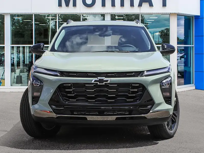 2026 Chevrolet Trax ACTIV, zelená, 0 km, dovoz Kanada — foto 2 z 10