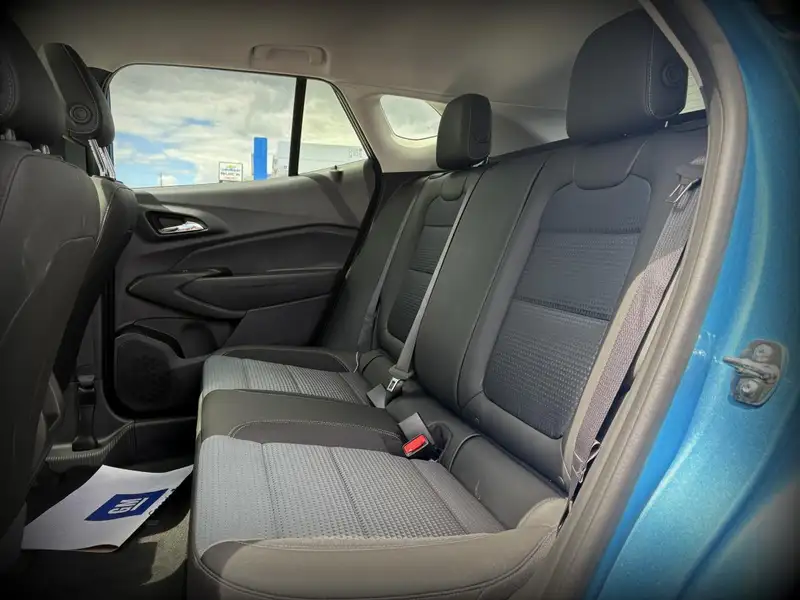 2026 Chevrolet Trax LT, modrá, 0 km, dovoz Kanada — foto 11 z 12