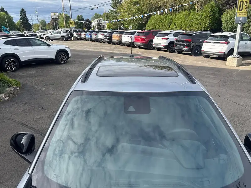 2026 Chevrolet Trax 2RS, sivá, 0 km, dovoz Kanada — foto 10 z 12