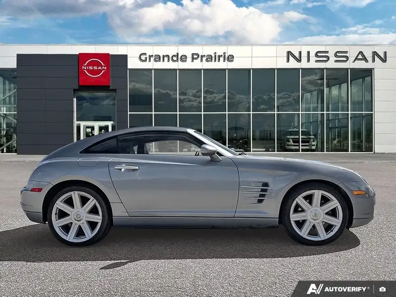 2004 Chrysler Crossfire | Low Kilometres, modrá, 72 395 km, dovoz Kanada — foto 9 z 12