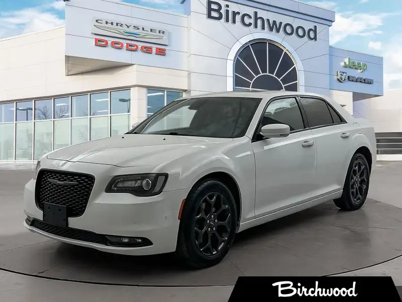 2021 Chrysler 300 S | AWD | Apple CarPlay & Android Auto | Sunroof |, biela, 91 925 km, dovoz Kanada — foto 1