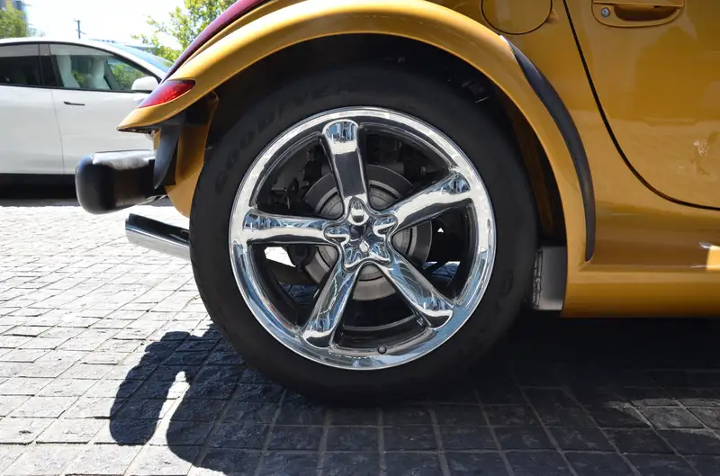 2002 Chrysler Prowler 2dr Roadster, zlatá, 36 419 km, dovoz Kanada — foto 7 z 12