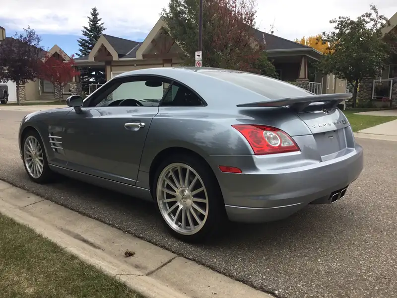 2005 Chrysler Crossfire SRT6, strieborná, 33 000 km, dovoz Kanada — foto 2 z 12