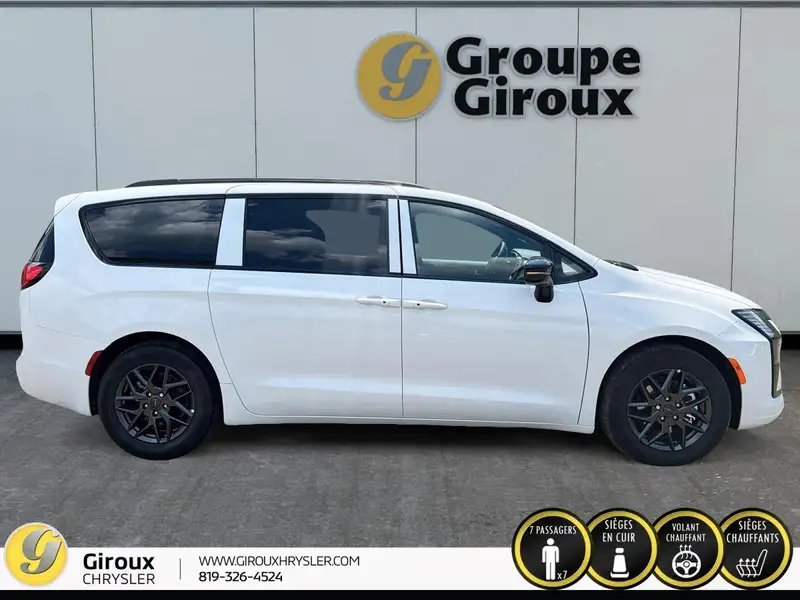 2027 Chrysler Pacifica Sélect, biela, 0 km, dovoz Kanada — foto 4 z 12