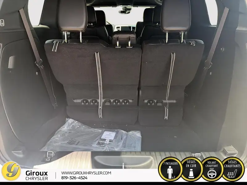 2027 Chrysler Pacifica Sélect, biela, 0 km, dovoz Kanada — foto 7 z 12