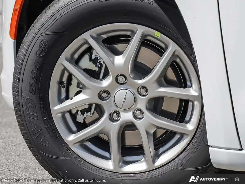 2027 Chrysler Pacifica Select, biela, 0 km, dovoz Kanada — foto 9 z 12