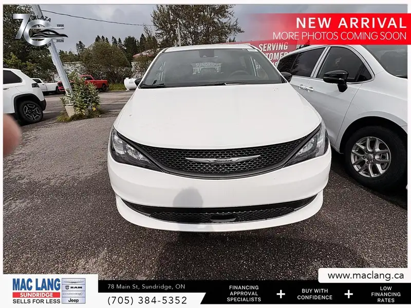 2027 Chrysler Grand Caravan SXT, biela, 12 km, dovoz Kanada — foto 1
