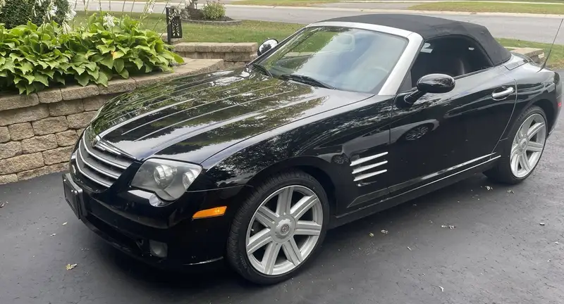 2005 Chrysler Crossfire Sport, čierna, 87 000 km, dovoz Kanada — foto 2 z 10