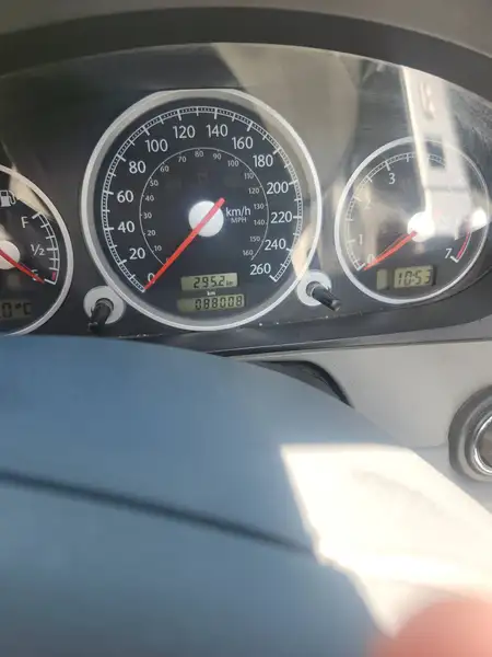 2005 Chrysler Crossfire Limited, červená, 88 000 km, dovoz Kanada — foto 10 z 12
