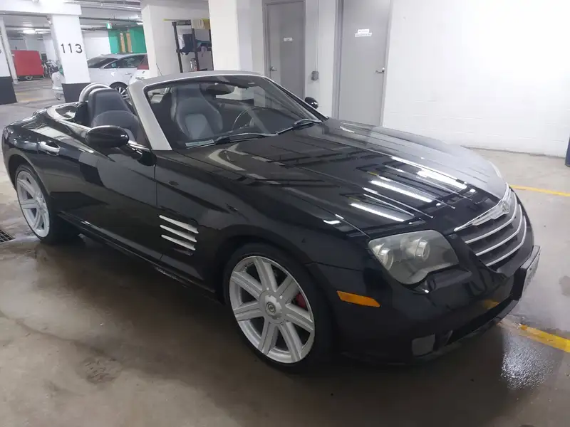 2005 Chrysler Crossfire Limited Roadster, čierna, 138 000 km, dovoz Kanada — foto 2 z 4