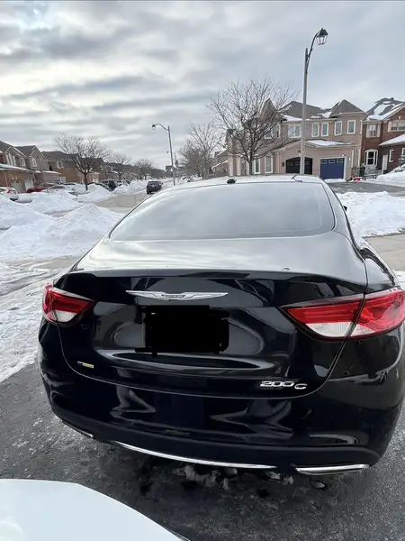 2016 Chrysler 200 4dr Sdn C FWD, čierna, 114 500 km, dovoz Kanada — foto 7 z 12
