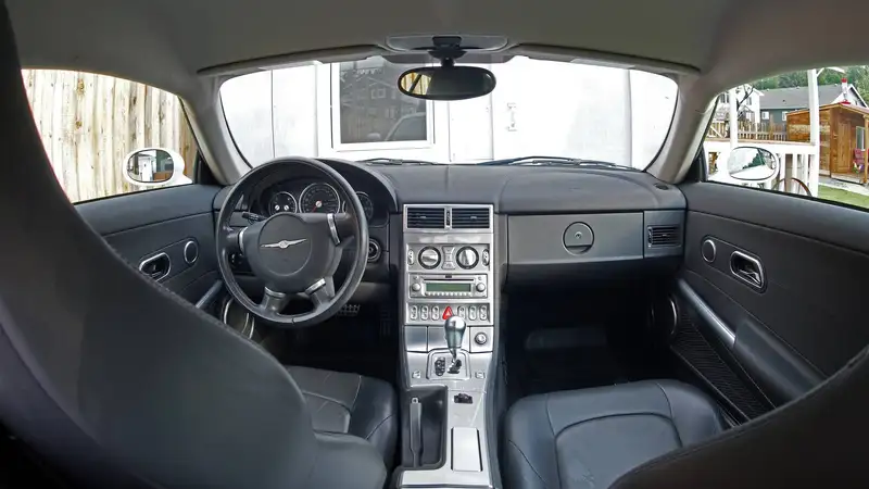 2005 Chrysler Crossfire Limited, modrá, 85 000 km, dovoz Kanada — foto 2 z 12