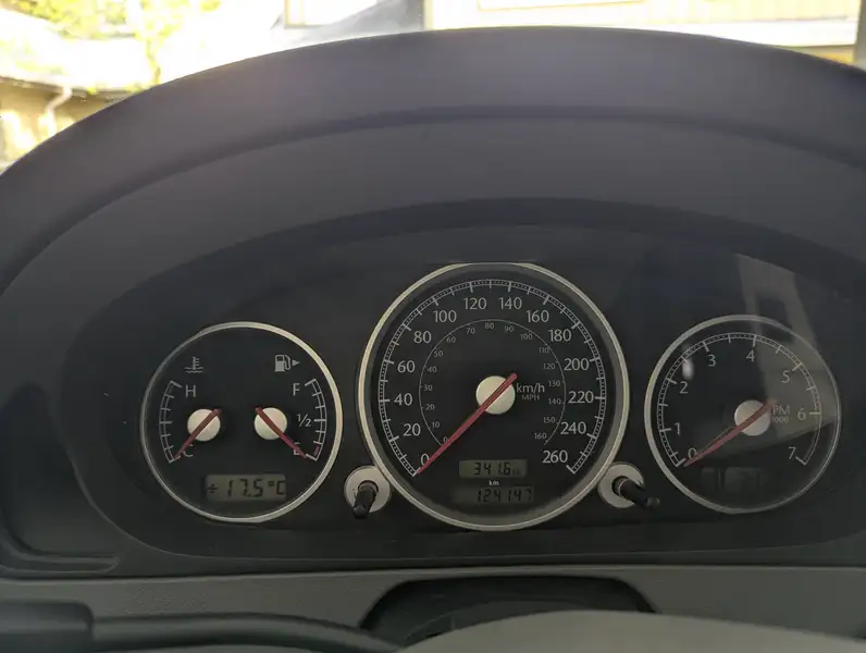 2005 Chrysler Crossfire Limited, modrá, 124 200 km, dovoz Kanada — foto 5 z 5