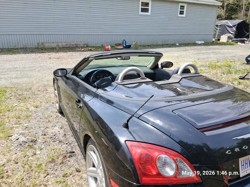 2005 Chrysler Crossfire All options loaded, čierna, 70 000 km, dovoz Kanada — foto 2 z 10