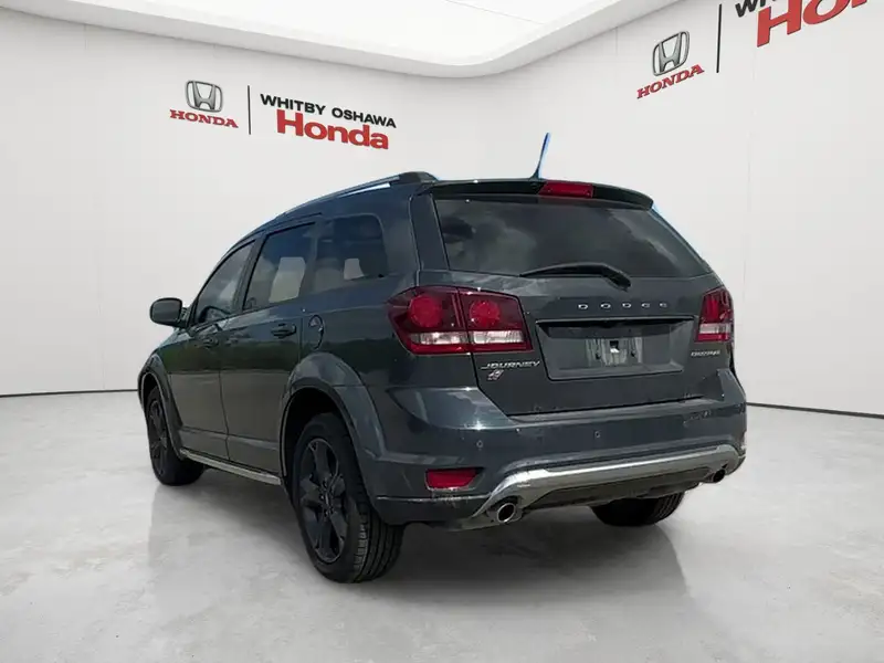 2018 Dodge Journey Crossroad, sivá, 157 265 km, dovoz Kanada — foto 5 z 12