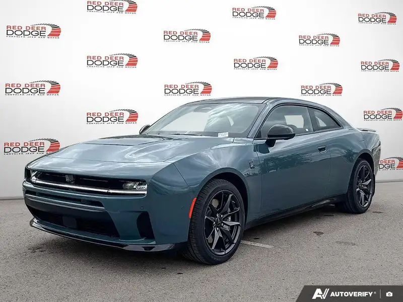 2027 Dodge Charger Scat Pack Plus, modrá, 23 km, dovoz Kanada — foto 1