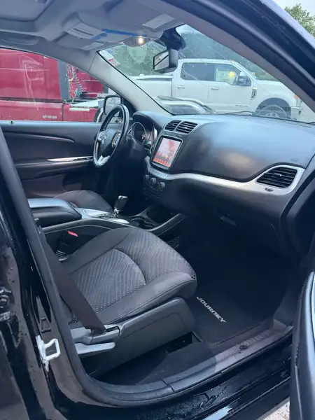 2017 Dodge Journey SXT, čierna, 123 000 km, dovoz Kanada — foto 7 z 12