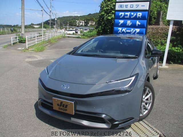 2023 Toyota Prius, 17 967 km, dovoz Japonsko — foto 1