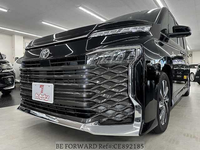 2025 Toyota Voxy, 1 432 km, dovoz Japonsko — foto 1