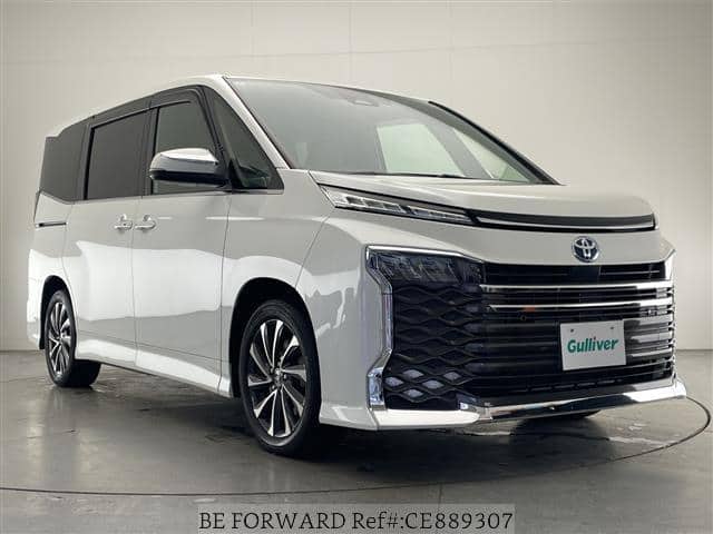 2022 Toyota Voxy, 65 000 km, dovoz Japonsko — foto 1 2022 Toyota Voxy, 65 000 km, dovoz Japonsko — foto 1