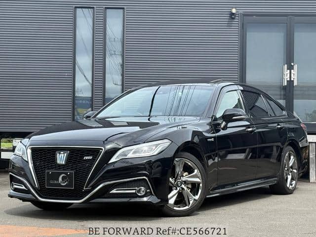 2019 Toyota Crown Hybrid, 114 230 km, dovoz Japonsko — foto 1