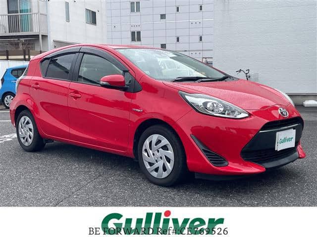 2017 Toyota Aqua, 58 261 km, dovoz Japonsko — foto 1