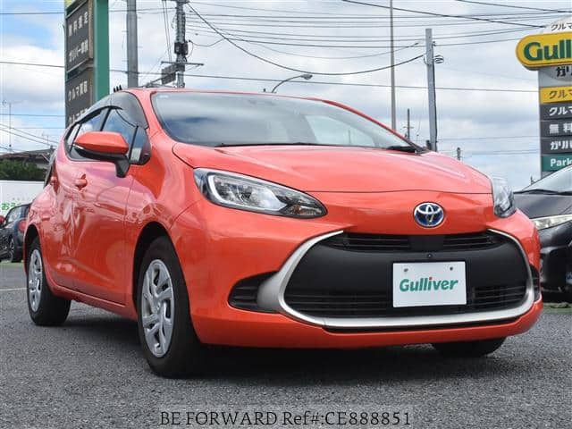 2023 Toyota Aqua, 2 888 km, dovoz Japonsko — foto 1