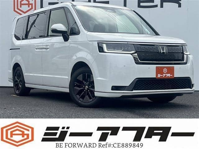 2025 Honda Step Wgn, 12 767 km, dovoz Japonsko — foto 1
