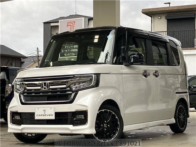 2021 Honda N Box Custom, 31 318 km, dovoz Japonsko — foto 1