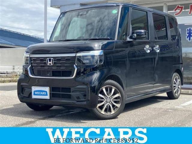 2024 Honda N Box Custom, 20 600 km, dovoz Japonsko — foto 1