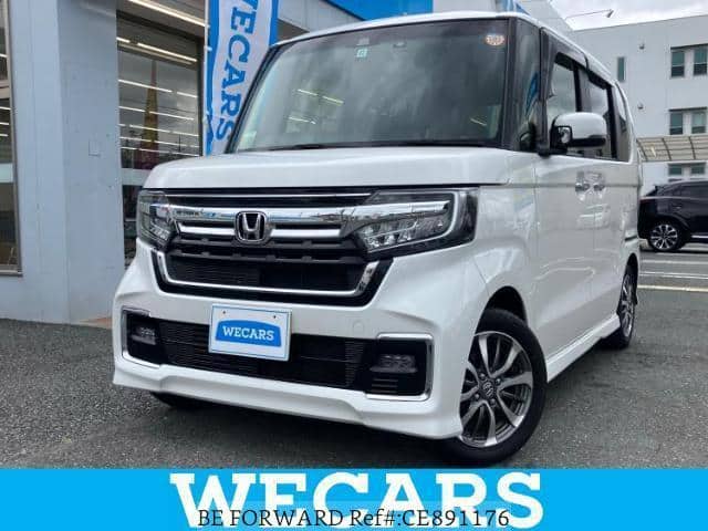 2022 Honda N Box Custom, 17 810 km, dovoz Japonsko — foto 1
