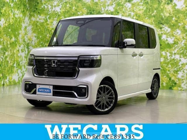 2025 Honda N Box Custom, 11 200 km, dovoz Japonsko — foto 1
