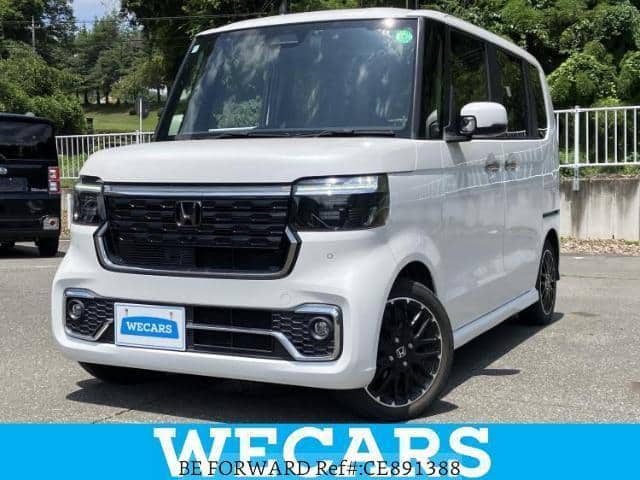 2024 Honda N Box Custom, 24 900 km, dovoz Japonsko — foto 1
