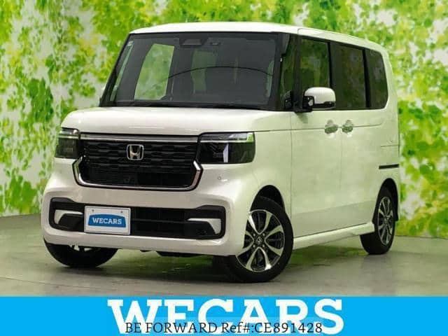 2025 Honda N Box Custom, 4 350 km, dovoz Japonsko — foto 1
