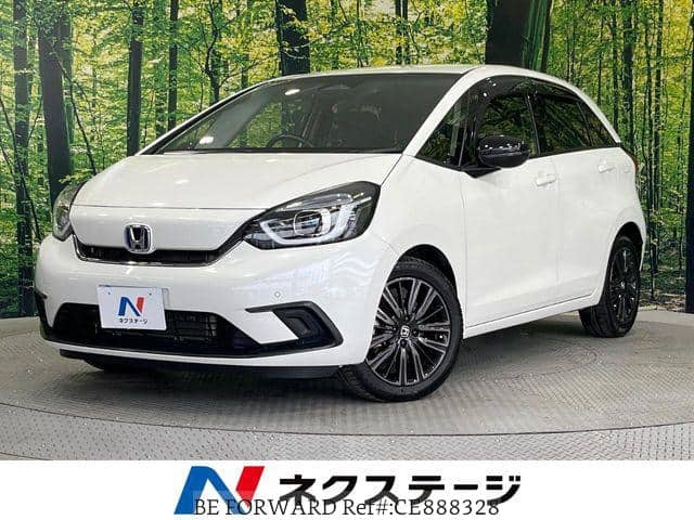 2021 Honda Fit, 48 810 km, dovoz Japonsko — foto 1