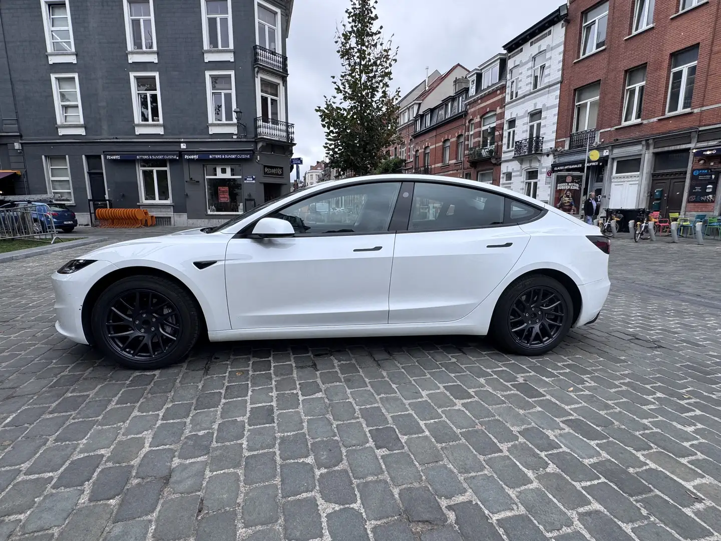 2024 Tesla Model 3, 40 000 km, Belgicko — foto 3 z 12