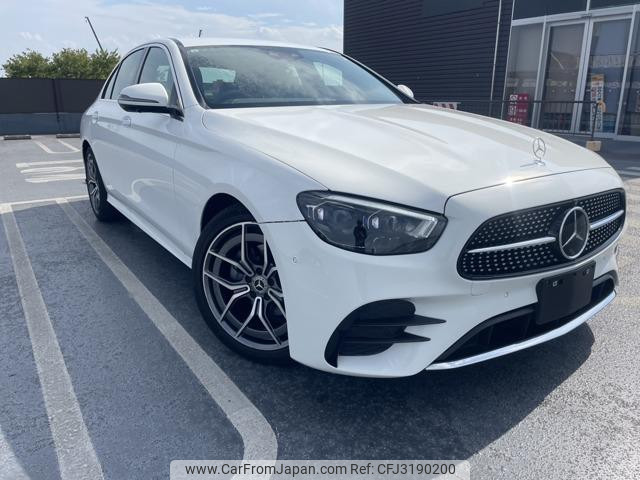 2021 Mercedes-Benz E-Class, 12 000 km, dovoz Japonsko — foto 1