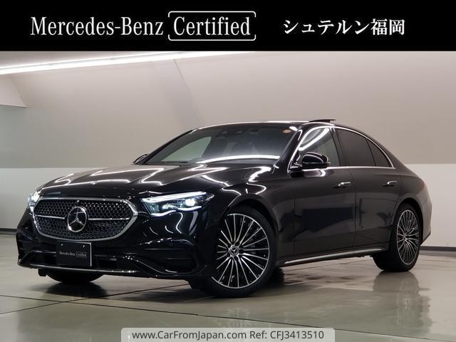 2025 Mercedes-Benz E-Class, 4 300 km, dovoz Japonsko — foto 1